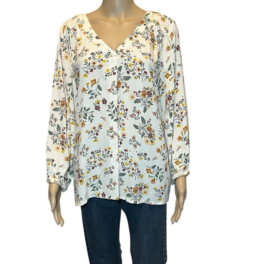 St John Bay Women’s Floral Top PXL V Neck Ivory Casual Comfort Boho Everyday
